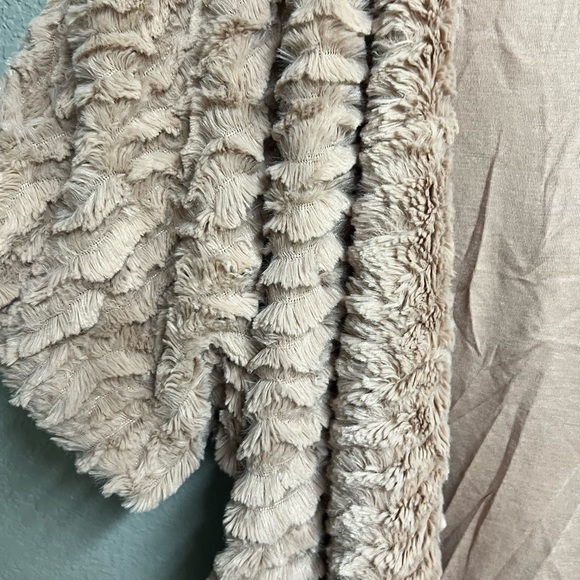 Pink Jacket, Women’s - Picture 2 of 4